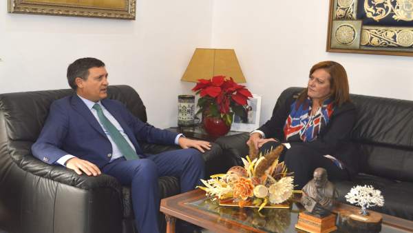 Reunión sobre las instalaciones de Osuna Reunión sobre las instalaciones de Osuna