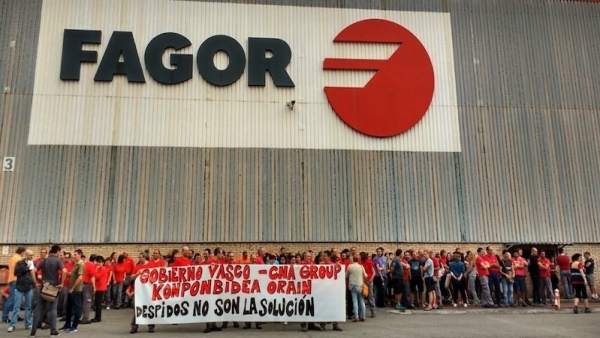 Concentración trabajadores Edesa Industrial en Garagartza Concentración trabajadores Edesa Industrial en Garagartza