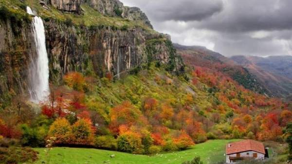 Casa rural en Cantabria. Alojamiento. Turismo. Naturaleza. Paisaje. Vacaciones. Casa rural en Cantabria. Alojamiento. Turismo. Naturaleza. Paisaje. Vacaciones.