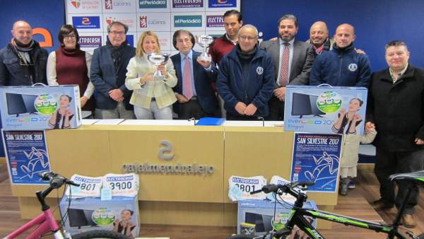 Presentación de la XXII Carrera San Silvestre de Cáceres Presentación de la XXII Carrera San Silvestre de Cáceres