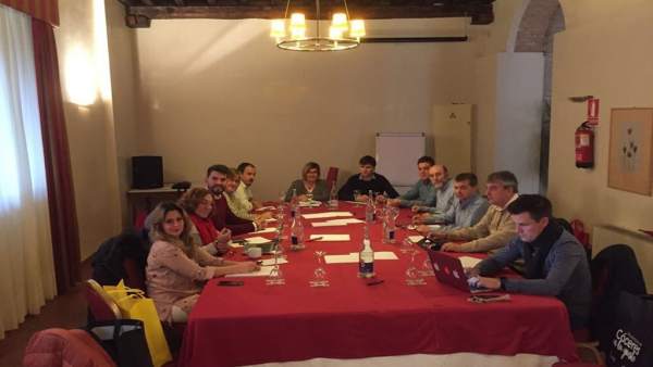 Reunión Gobierno de la Diputaicón de Cáceres en Hervás (Cáceres) Reunión Gobierno de la Diputaicón de Cáceres en Hervás (Cáceres)