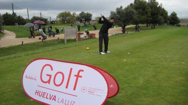 Un Jugador De Golf. Un Jugador De Golf.