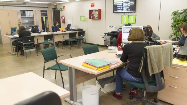 oficina desempleo malaga el psoe acusa al gobierno de recortar m 225 s de 400 millones oficina desempleo malaga el psoe acusa al gobierno de recortar m 225 s de 400 millones
