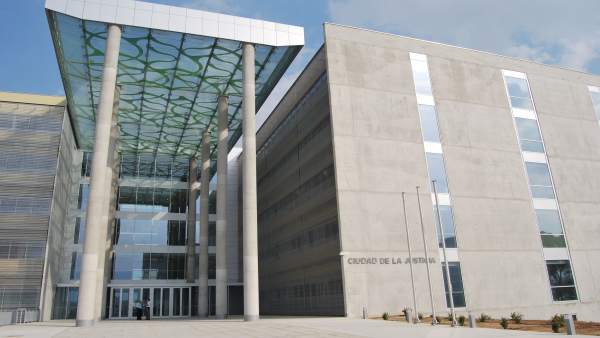 Fachada principal Ciudad de la Justicia Fachada principal Ciudad de la Justicia