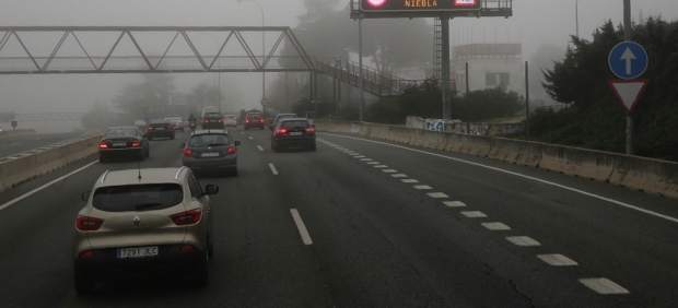 Niebla en la carretera