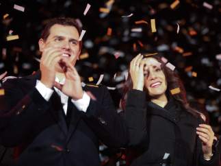 Albert Rivera e Inés Arrimadas celebran el resultado de las elecciones de este jueves.