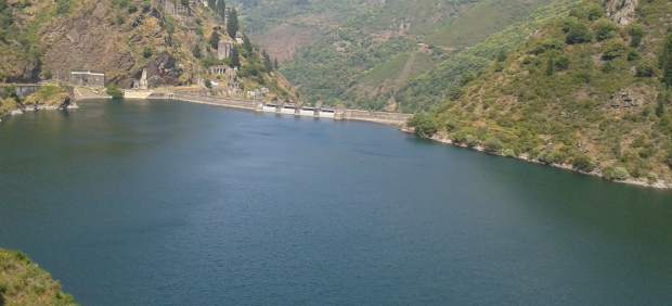 Embalse en Asturias. Reserva hidráulica
