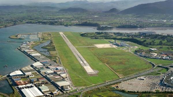 Vista aérea del aeropuerto Vista aérea del aeropuerto
