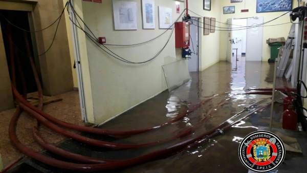 Inundación en el Edificio de Ministerios Inundación en el Edificio de Ministerios