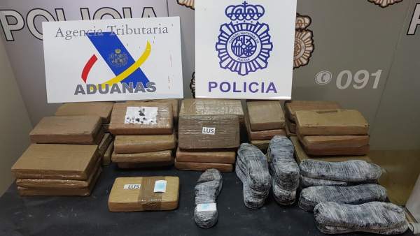 Droga incautada en buque en Algeciras Droga incautada en buque en Algeciras