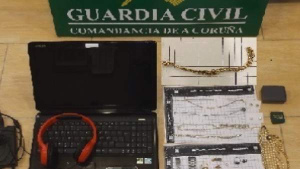 Detenido por robo en Boiro Detenido por robo en Boiro