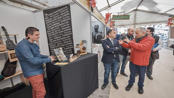 Feria de Artesanía Feria de Artesanía