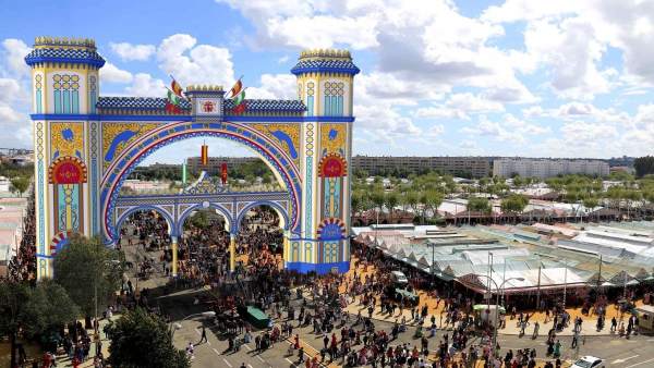 Recreación de la portada de la Feria de Abril 2018 Recreación de la portada de la Feria de Abril 2018