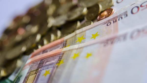 Monedas, moneda, billete. Billetes, euro , euros, capital, efectivo, metálico Monedas, moneda, billete. Billetes, euro , euros, capital, efectivo, metálico