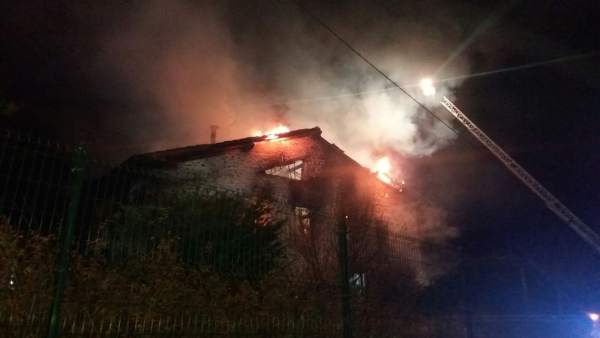 Fallece un hombre en un incendio en Bárcena de Cicero Fallece un hombre en un incendio en Bárcena de Cicero
