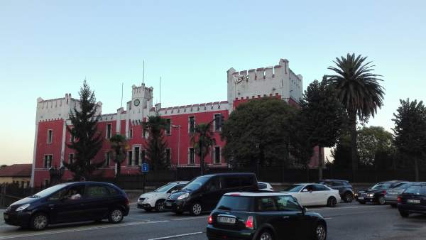 Fábrica de armas de La Vega, en Oviedo Fábrica de armas de La Vega, en Oviedo
