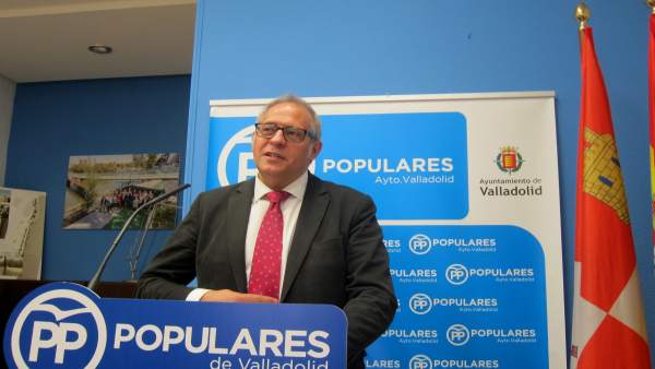 Martínez Bermejo, en rueda de prensa. Martínez Bermejo, en rueda de prensa.