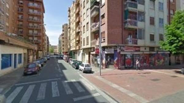 Imagen de la calle Milicias, cerca de Albia de Castro Imagen de la calle Milicias, cerca de Albia de Castro