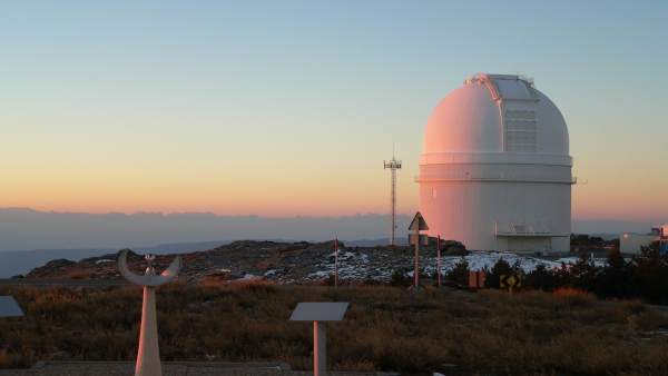 Telescopio de Calar Alto Telescopio de Calar Alto