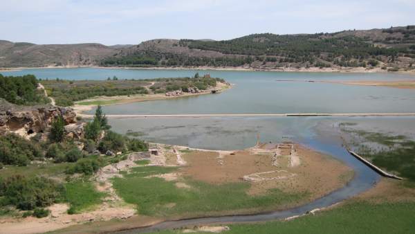 Pantano de la Cuenca del Ebro Pantano de la Cuenca del Ebro
