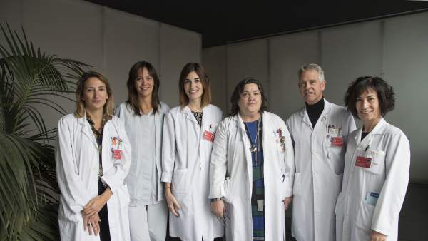 Los profesionales que han realizado el trabajo. Los profesionales que han realizado el trabajo.