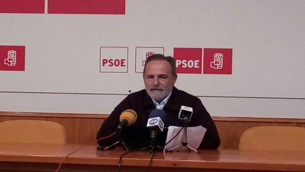 El diputado nacional del PSOE Salvador de la Encina El diputado nacional del PSOE Salvador de la Encina