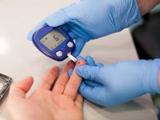 Prueba de la glucosa, diabetes, glucómetro