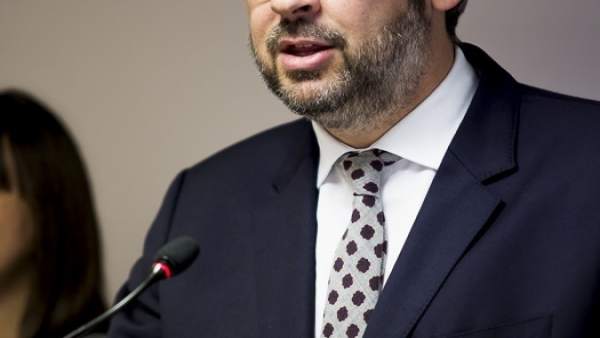 Víctor Martínez (PP) en rueda de prensa Víctor Martínez (PP) en rueda de prensa