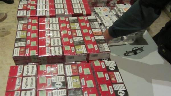 Cajetillas de tabaco incautadas en el aeropuerto Cajetillas de tabaco incautadas en el aeropuerto