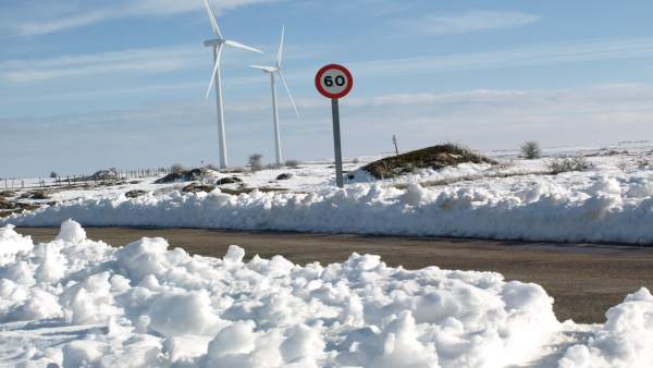 Nieve en carreteras de puertos de Cantabria Nieve en carreteras de puertos de Cantabria