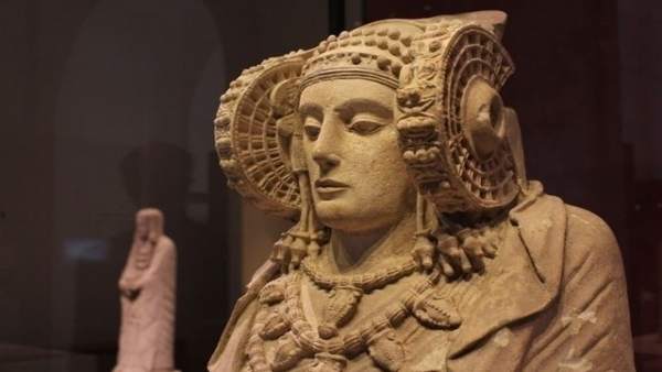 La Dama de Elche La Dama de Elche