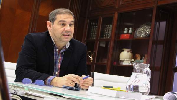 El presidente del Puerto de Huelva, José Luis Ramos. El presidente del Puerto de Huelva, José Luis Ramos.