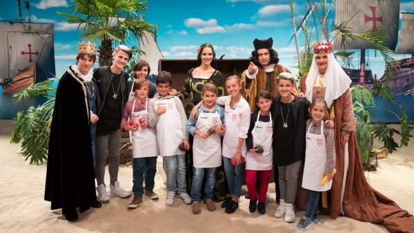 Los concursantes de 'Masterchef Junior 5' y el jurado Los concursantes de 'Masterchef Junior 5' y el jurado