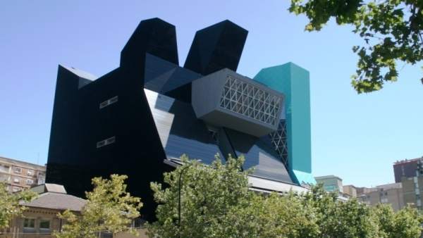 Edificio que alberga el IAACC PAblo Serrano de Zaragoza Edificio que alberga el IAACC PAblo Serrano de Zaragoza
