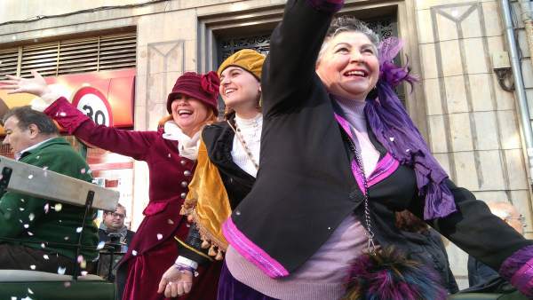 Libertad, Igualdad y Fraternidad al inicio del desfile Libertad, Igualdad y Fraternidad al inicio del desfile