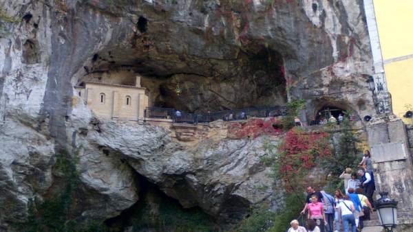 Santuario de Covadonga Santuario de Covadonga