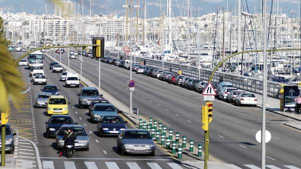 Tráfico en el Paseo Marítinmo de Mallorca Tráfico en el Paseo Marítinmo de Mallorca