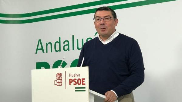 Manuel Domínguez. Manuel Domínguez.