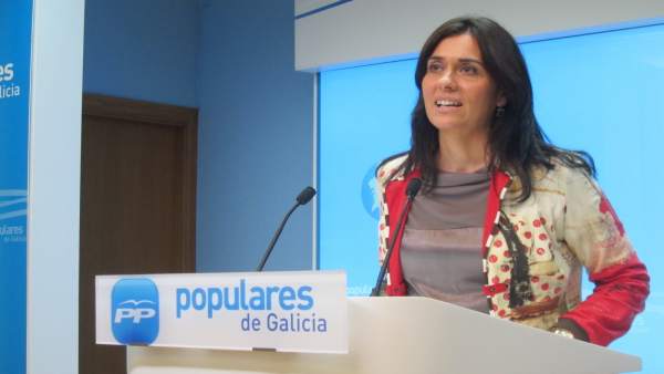 Paula Prado (PPdeG) en rueda de prensa en la sede Paula Prado (PPdeG) en rueda de prensa en la sede
