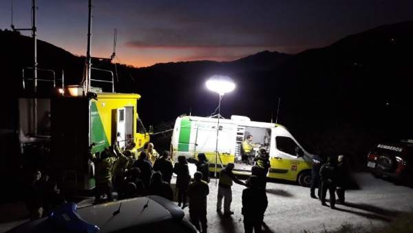 La Junta visita el dispositivo activado en el incendio forestal de diciembre La Junta visita el dispositivo activado en el incendio forestal de diciembre