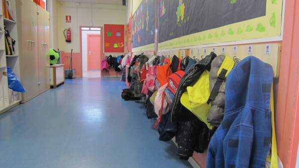CSIF reclama igualtat de tracte per a les dos llengües oficials en els centres educatius CSIF reclama igualtat de tracte per a les dos llengües oficials en els centres educatius