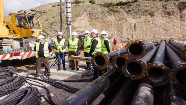Las obras en el Sondeo de 'Los Perichos' alcanzan su recta final. Las obras en el Sondeo de 'Los Perichos' alcanzan su recta final.