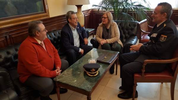 Reunión con la Agrupación de Cofradías de Jaén Reunión con la Agrupación de Cofradías de Jaén