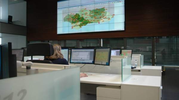 Sala del Servicio de Emergencias 112. Sala del Servicio de Emergencias 112.