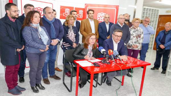 Imagen de la rueda de prensa ofrecida por Conesa y Castejón Imagen de la rueda de prensa ofrecida por Conesa y Castejón