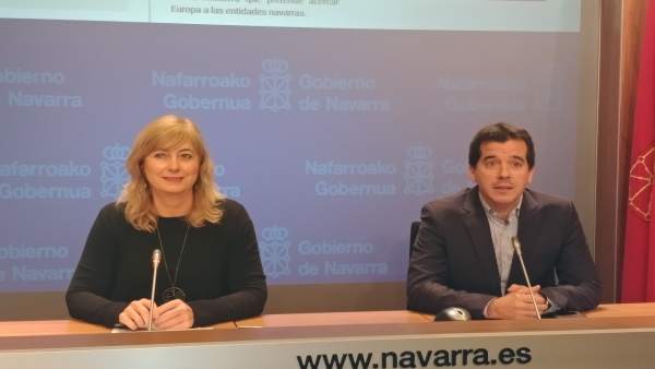 La consejera Ana Ollo y el delegado del Gobierno foral en Bruselas Mikel Irujo La consejera Ana Ollo y el delegado del Gobierno foral en Bruselas Mikel Irujo
