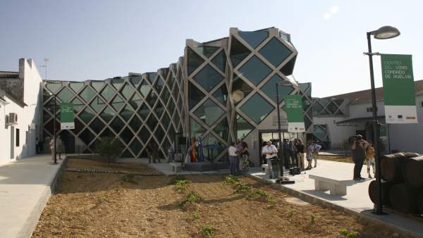 Centro del Vino del Condado de Huelva en Bollullos Par del Condado. Centro del Vino del Condado de Huelva en Bollullos Par del Condado.