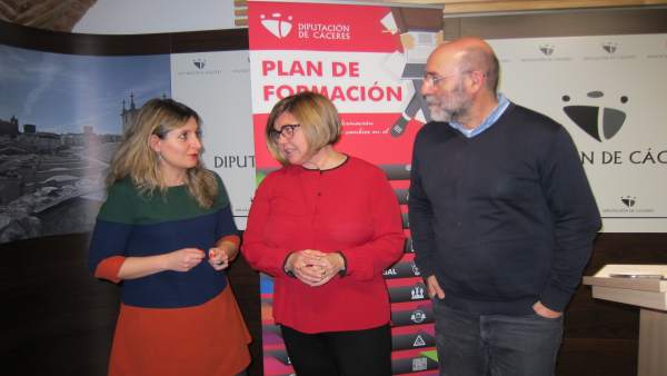 Presentación del Plan de Formación de la Diputación de Cáceres Presentación del Plan de Formación de la Diputación de Cáceres