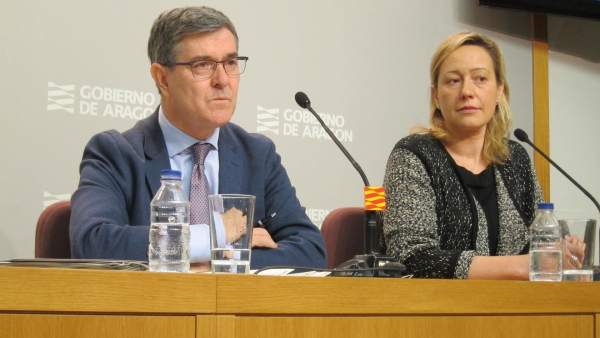 Vicente Guillén y Marta Gastón Vicente Guillén y Marta Gastón
