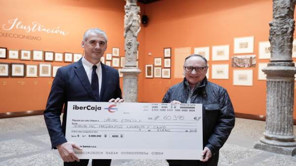 Entrega de Ibercaja a Cáritas del cheque de la recaudación de Navidad Entrega de Ibercaja a Cáritas del cheque de la recaudación de Navidad
